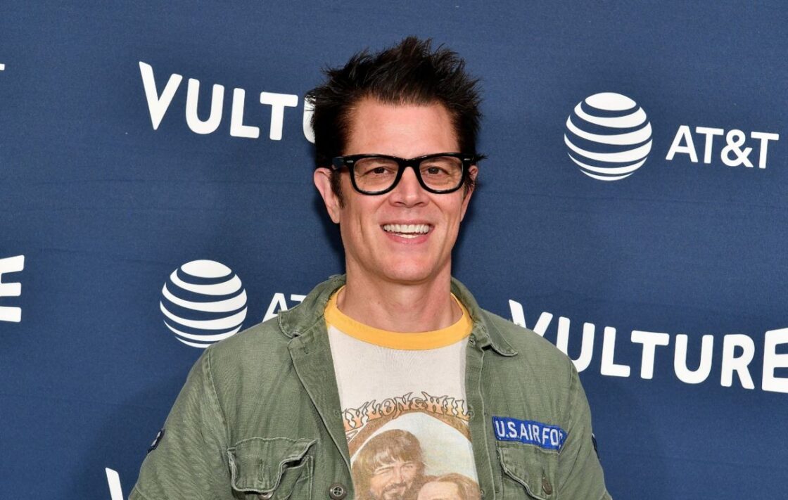 net worth of johnny knoxville in 2023