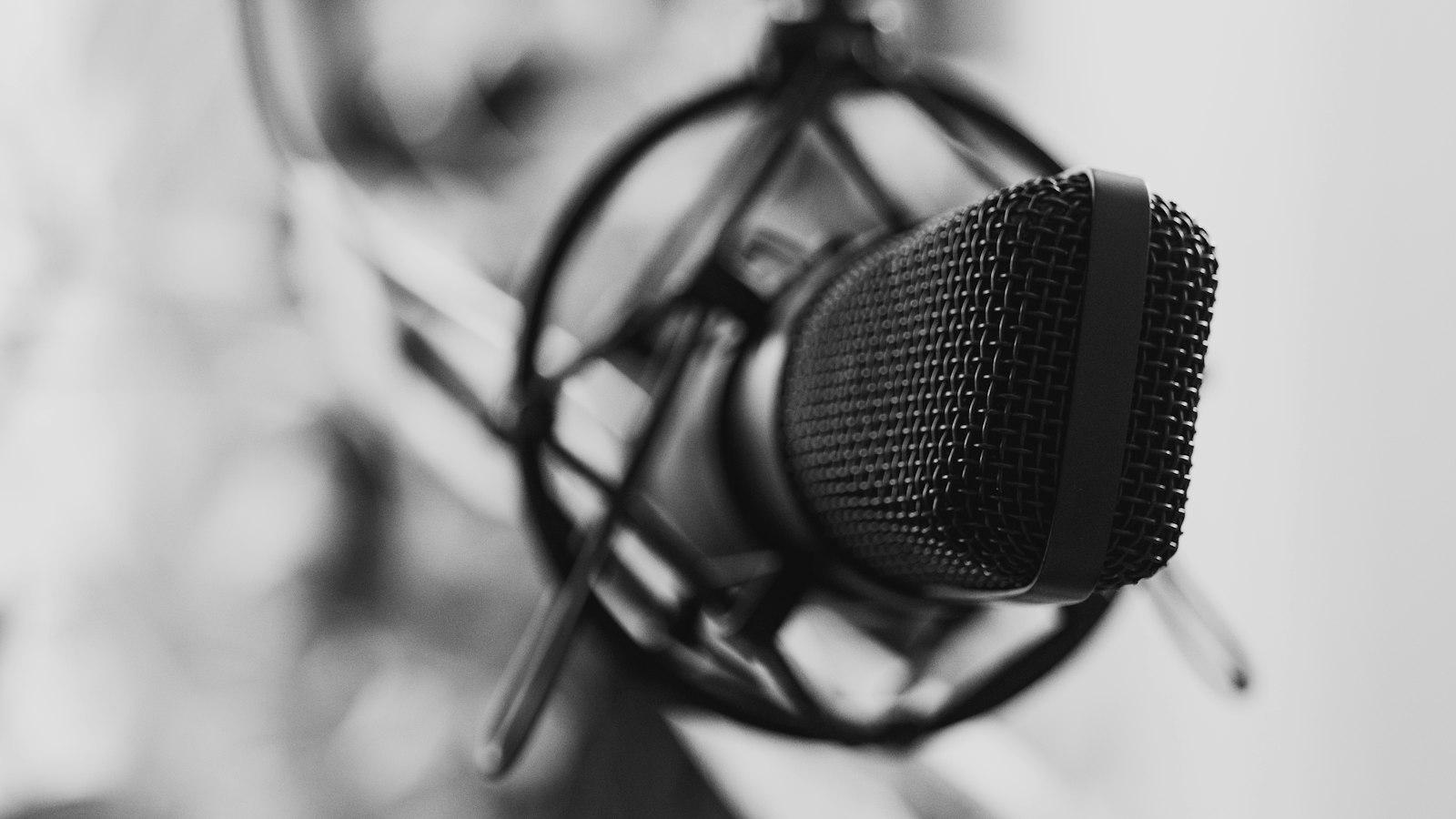Uncover Podcasting Tips: Unlocking the Secrets of Successful Audio Broadcasting